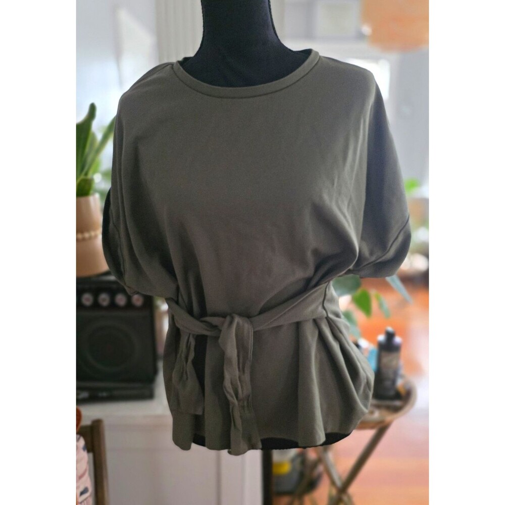 Express Women’s Green Solid Round Neck Short Sleeve Tie Waist Top Size M/L